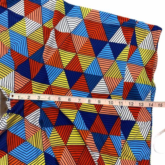 LulaRoe Tall & Curvy Multicolor Triangle Geometric Print Leggings - Picture 8 of 11